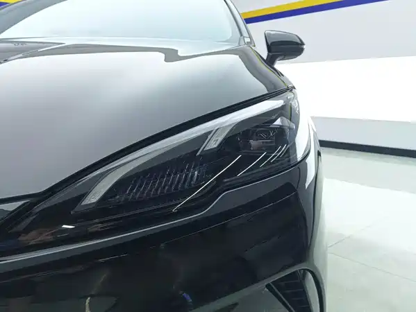 BYD Seal 05 DM-i 2025