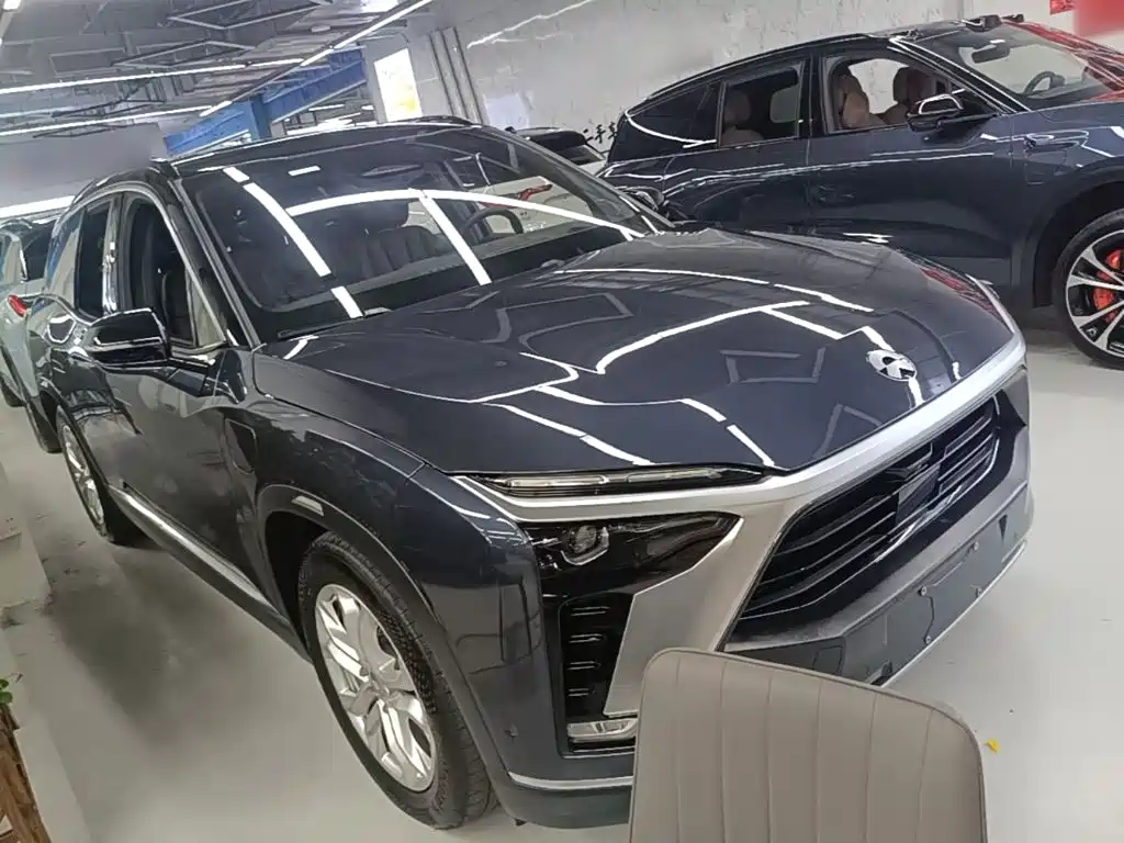 NIO ES8 2022