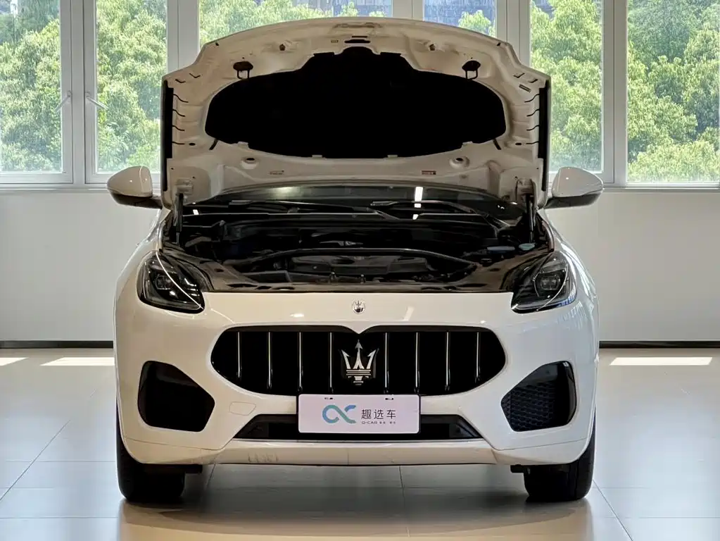 Maserati Grecalegrecale 2022 — фото 15