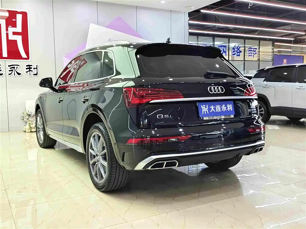Audi Q5L 2022 — фото 4