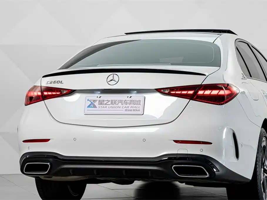 Mercedes-Benz C-Class 2024 — фото 7