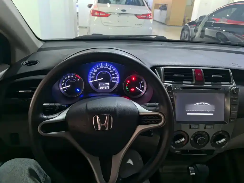 Honda City Classic 2015 — фото 10