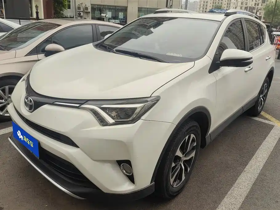 Toyota RAV4 2017