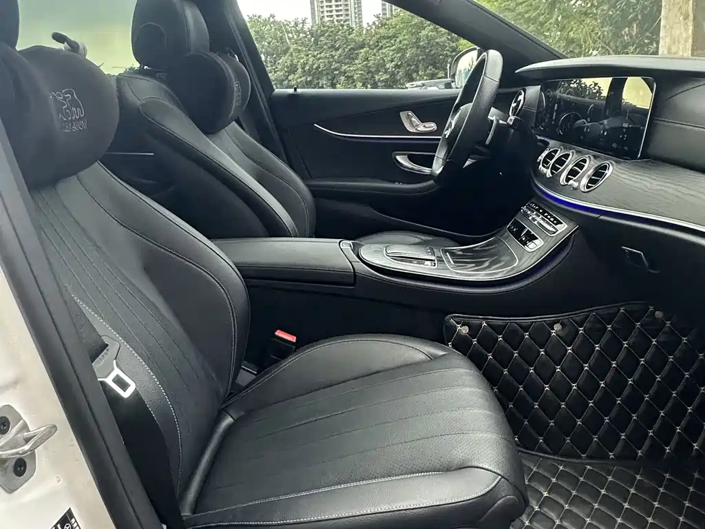 Mercedes-Benz E-Class 2021 — фото 20