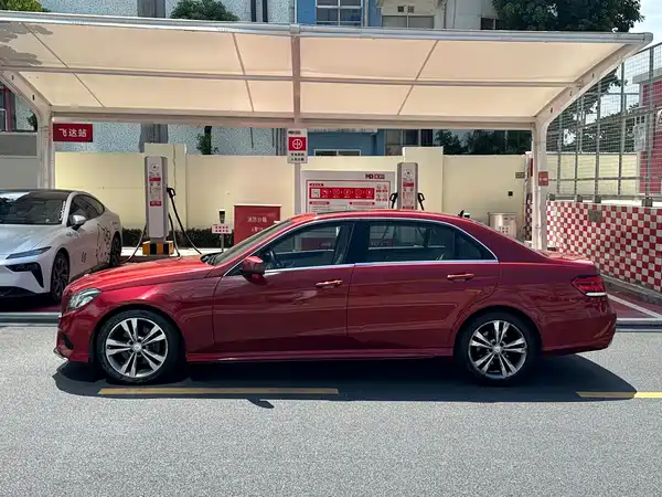 Mercedes-Benz E-Class 2015