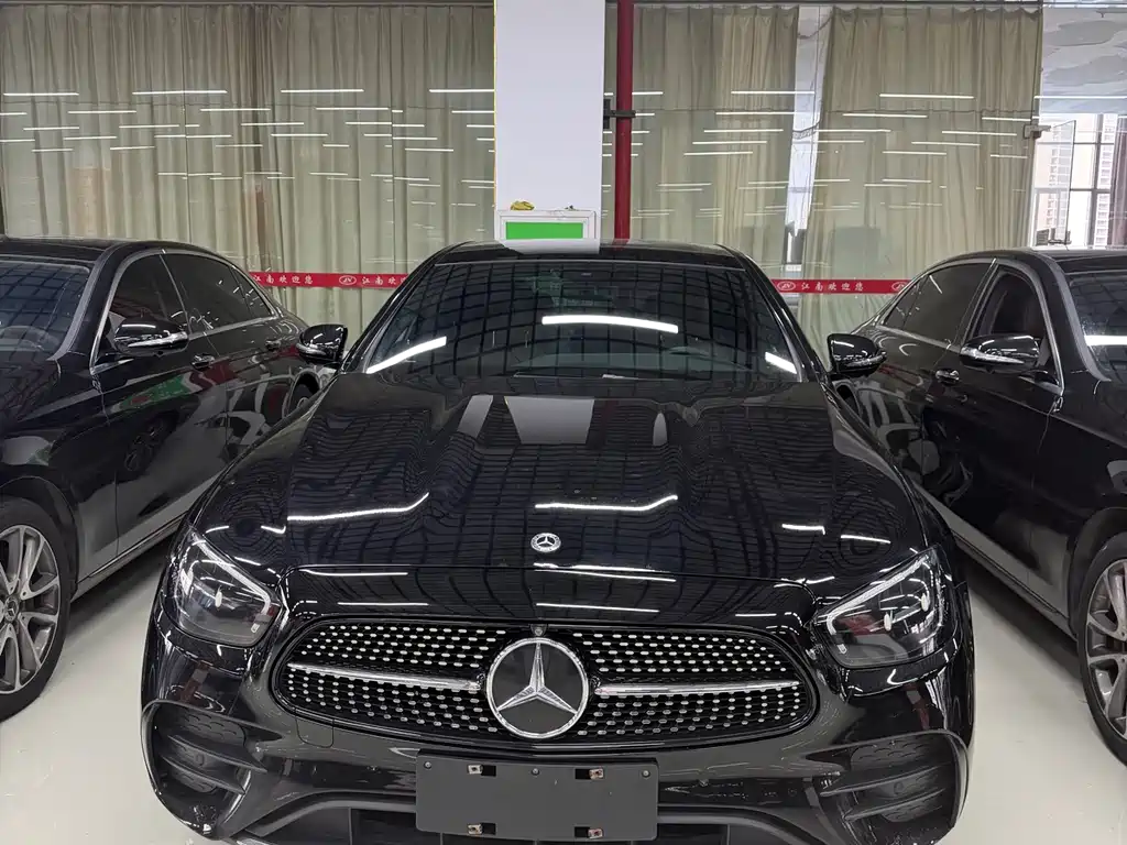 Mercedes-Benz E-Class 2021