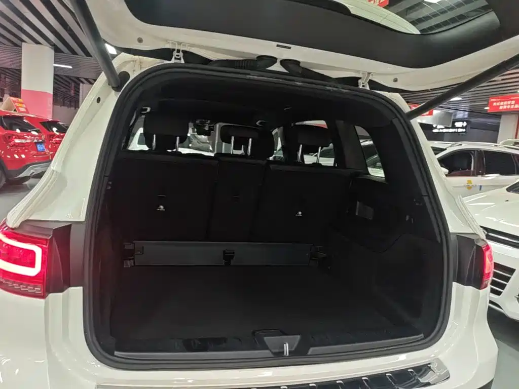 Mercedes-Benz GLB 2020 — фото 19