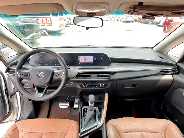 Buick GL6 2022