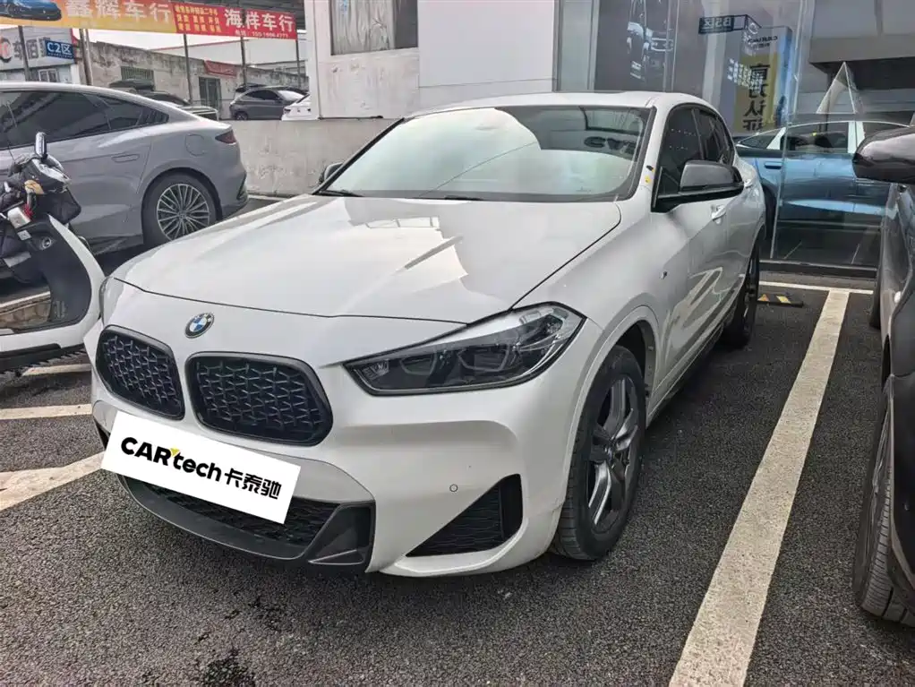 BMW X2 2023 — фото 1