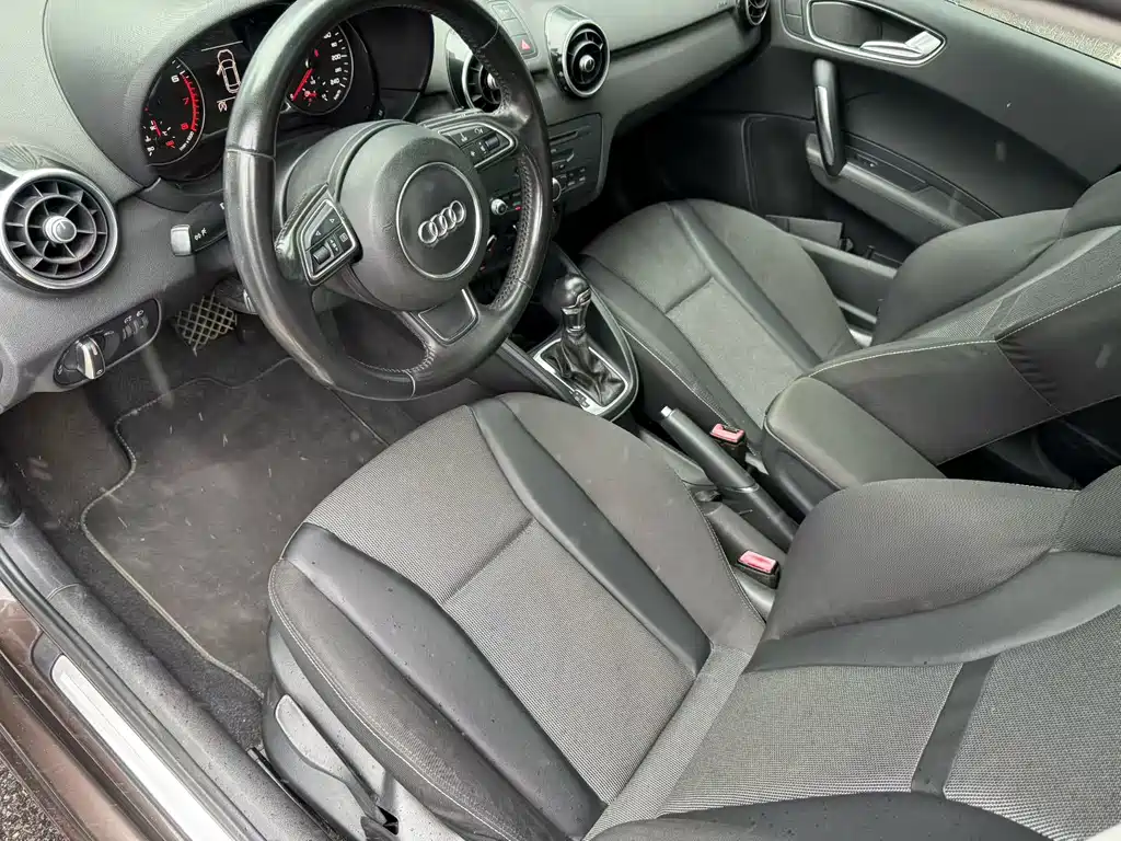 Audi A1 2014 — фото 6