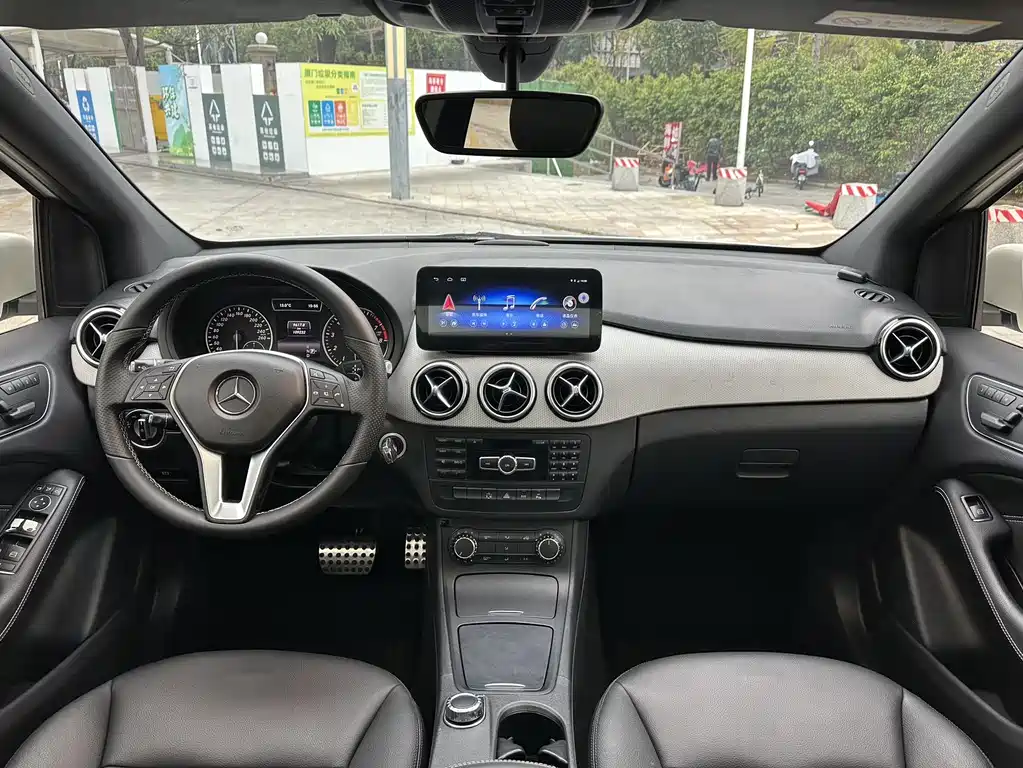 Mercedes-Benz B-Class 2014 — фото 14