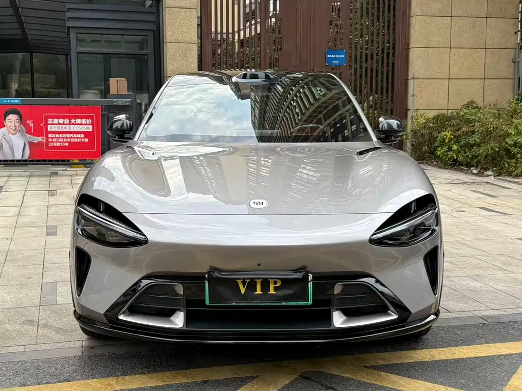 Xiaomi YU7 2025