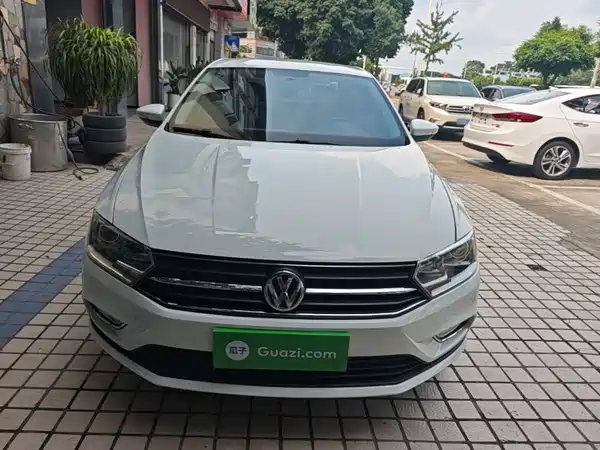 Volkswagen Bora 2021