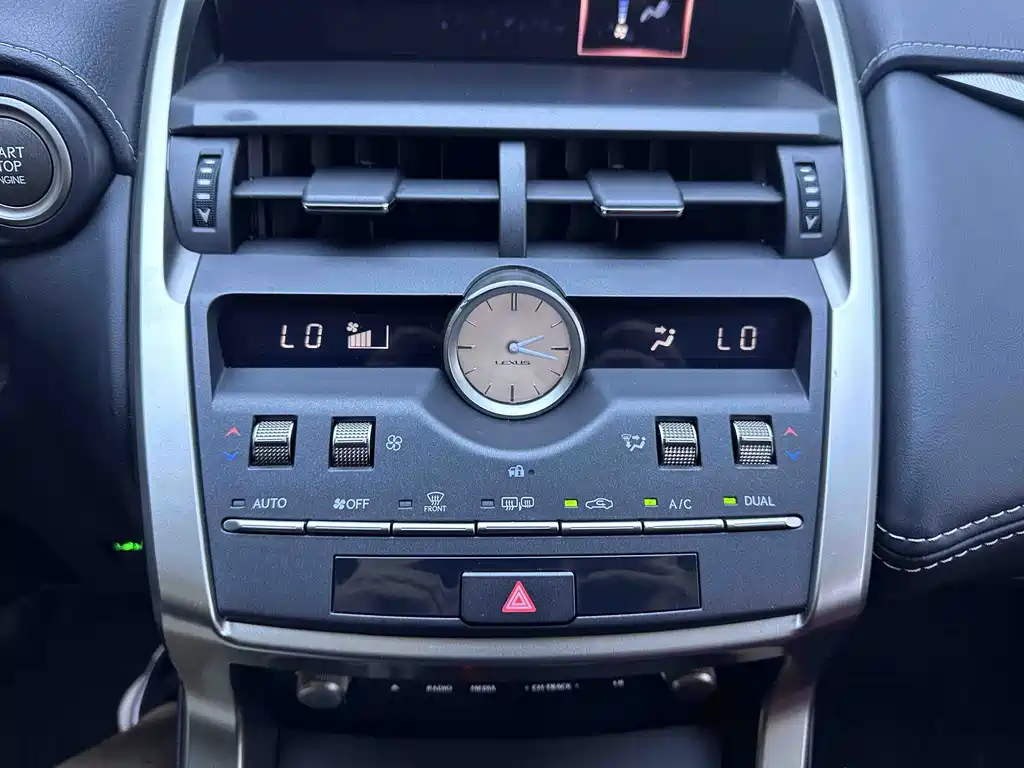 Lexus NX 2020 — фото 13