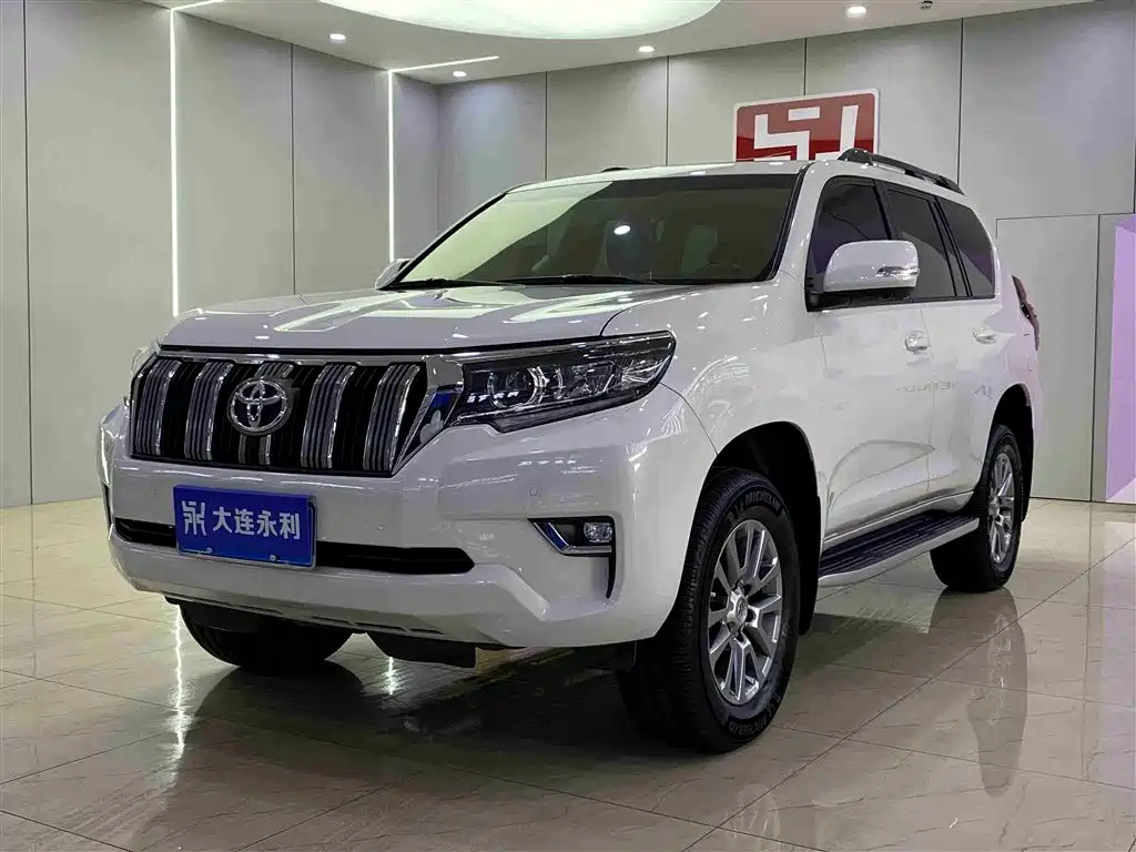 Toyota Prado 2018 — фото 1