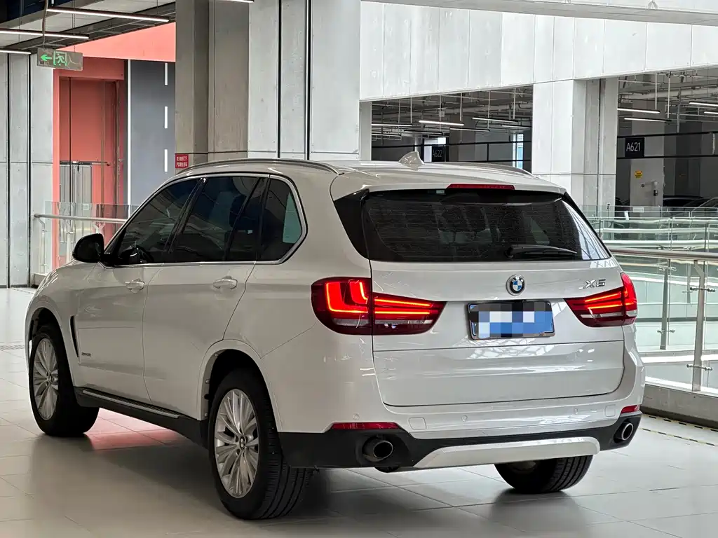 BMW X5 2017 — фото 7
