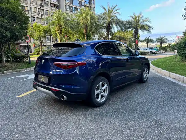 Alfa Romeo Stelvio 2019