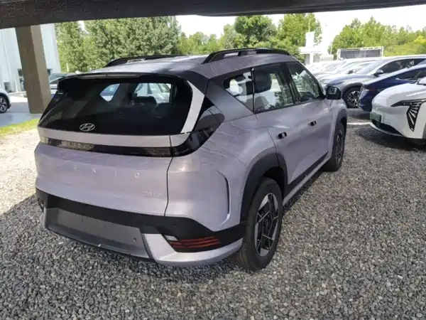 Hyundai EO 2025