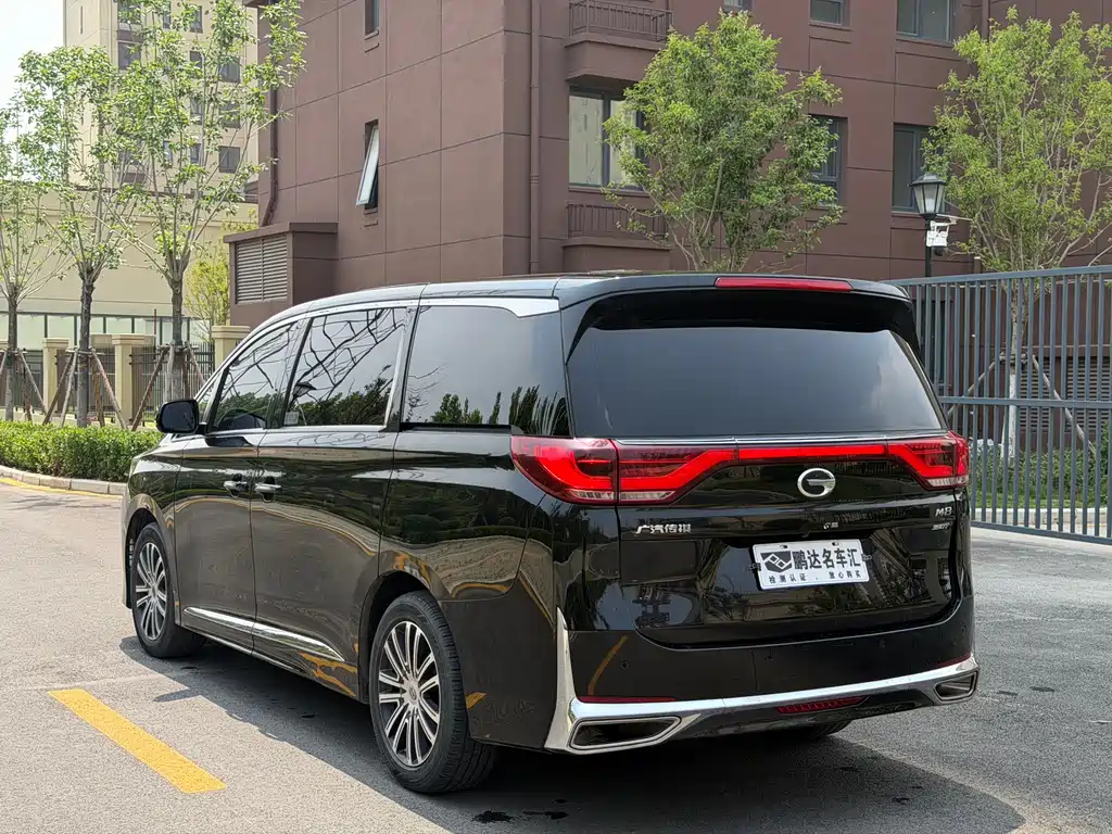 GAC Motor Trumpchi M8 2022 — фото 7