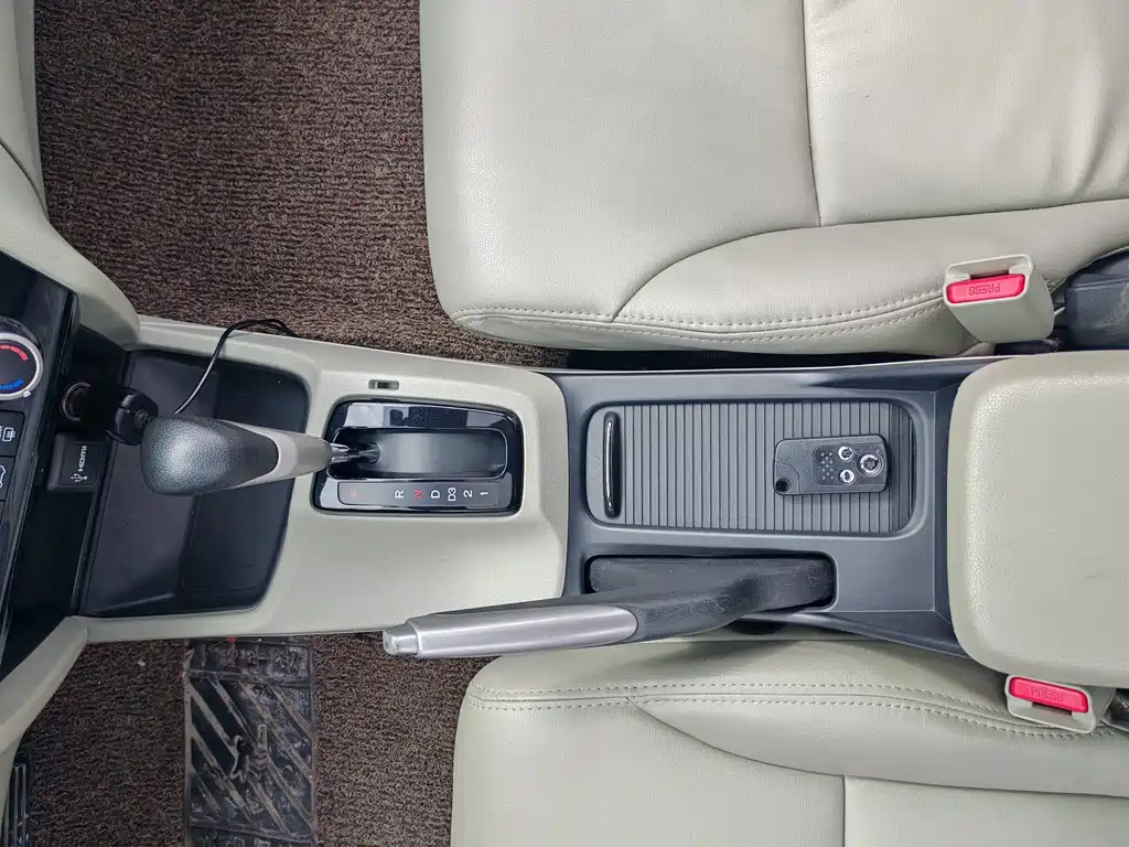 Honda Civic 2016 — фото 14