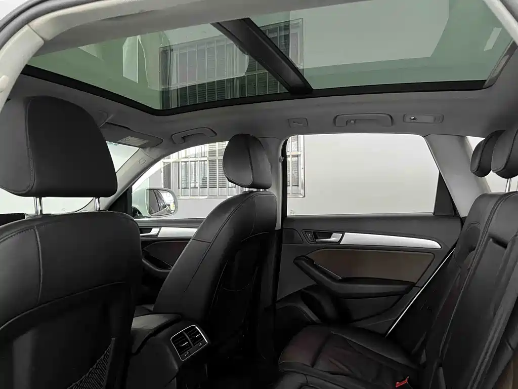 Audi Q5 2016 — фото 12