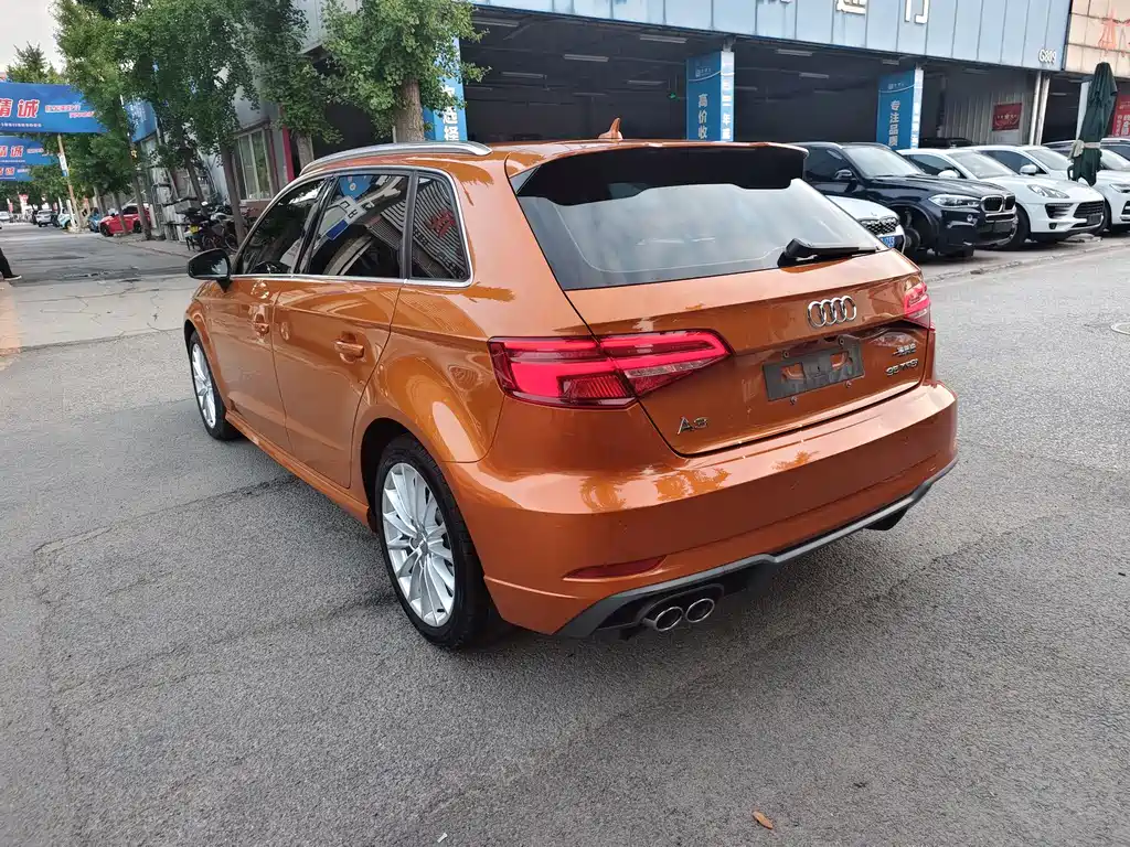 Audi A3 2018 — фото 18