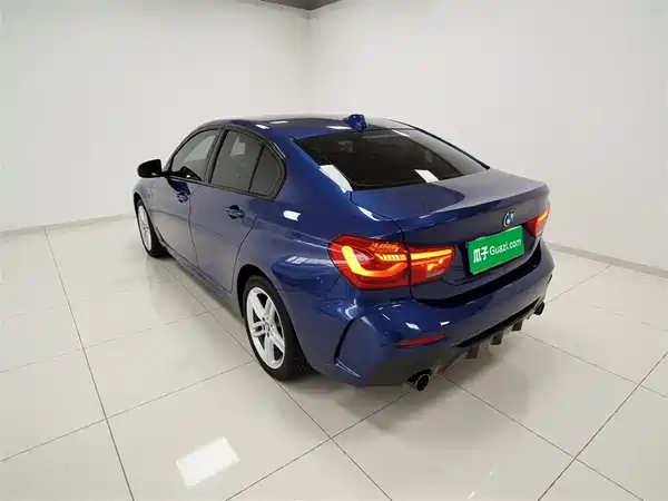BMW 1 Series 2021