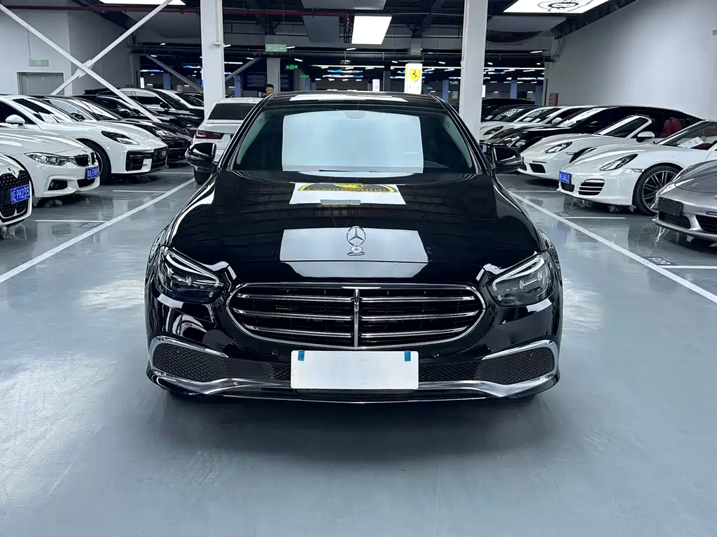Mercedes-Benz E-Class 2021