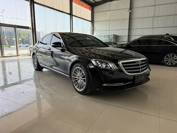 Mercedes-Benz S-Class 2020