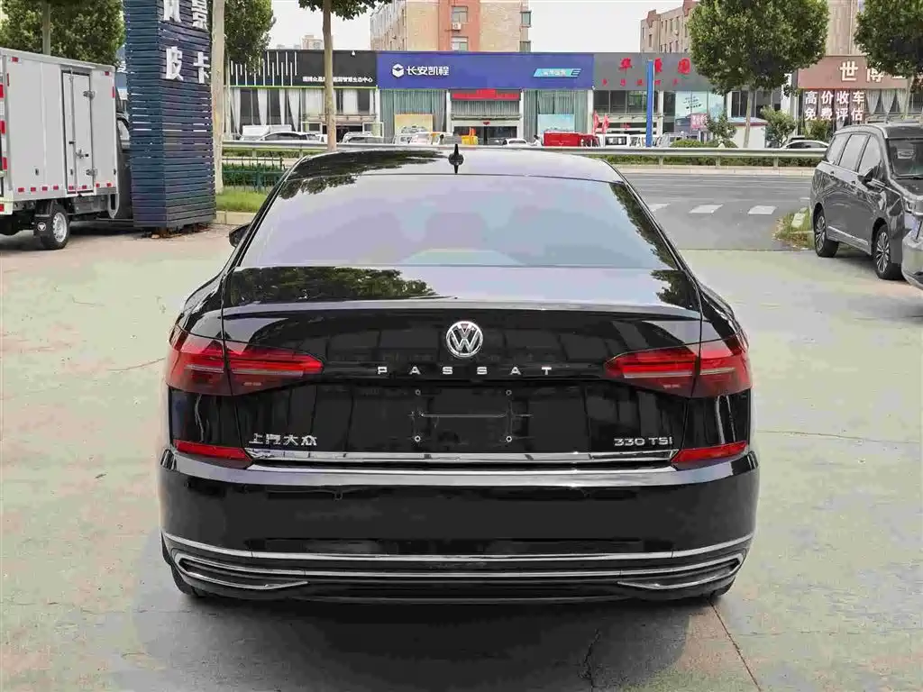 Volkswagen Passat 2019 — фото 6