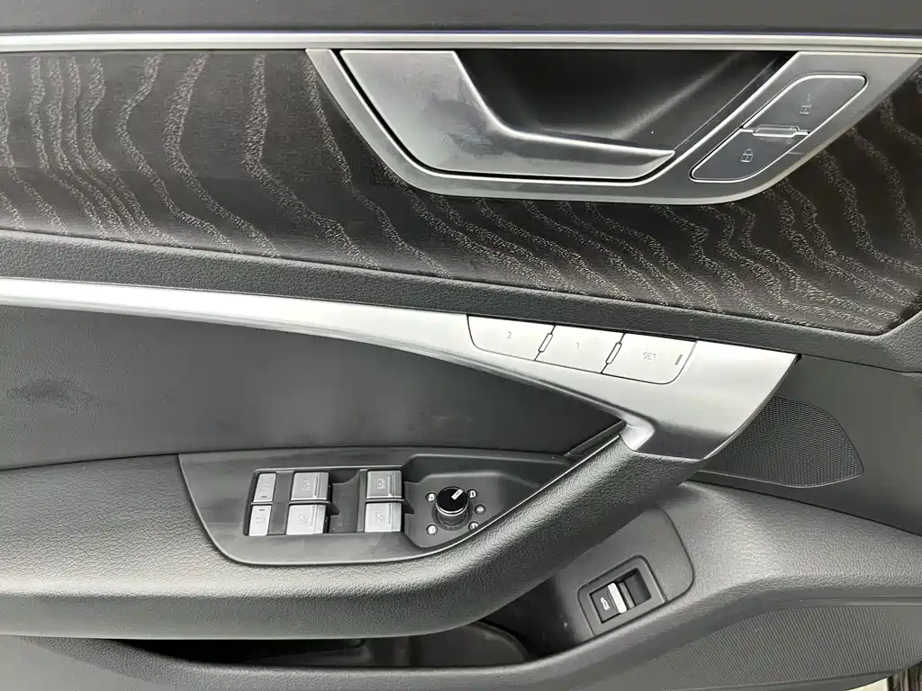 Audi A6L 2023