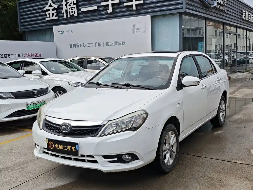 BYD F3 2015 — фото 1