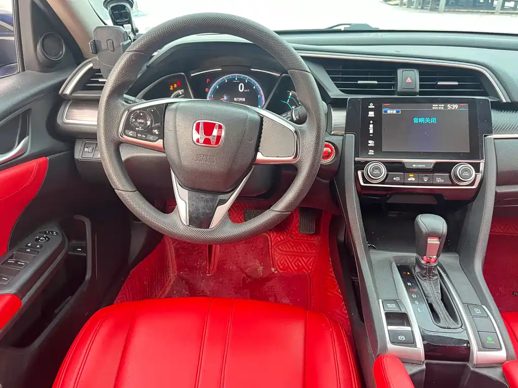 Honda Civic 2019 — фото 11