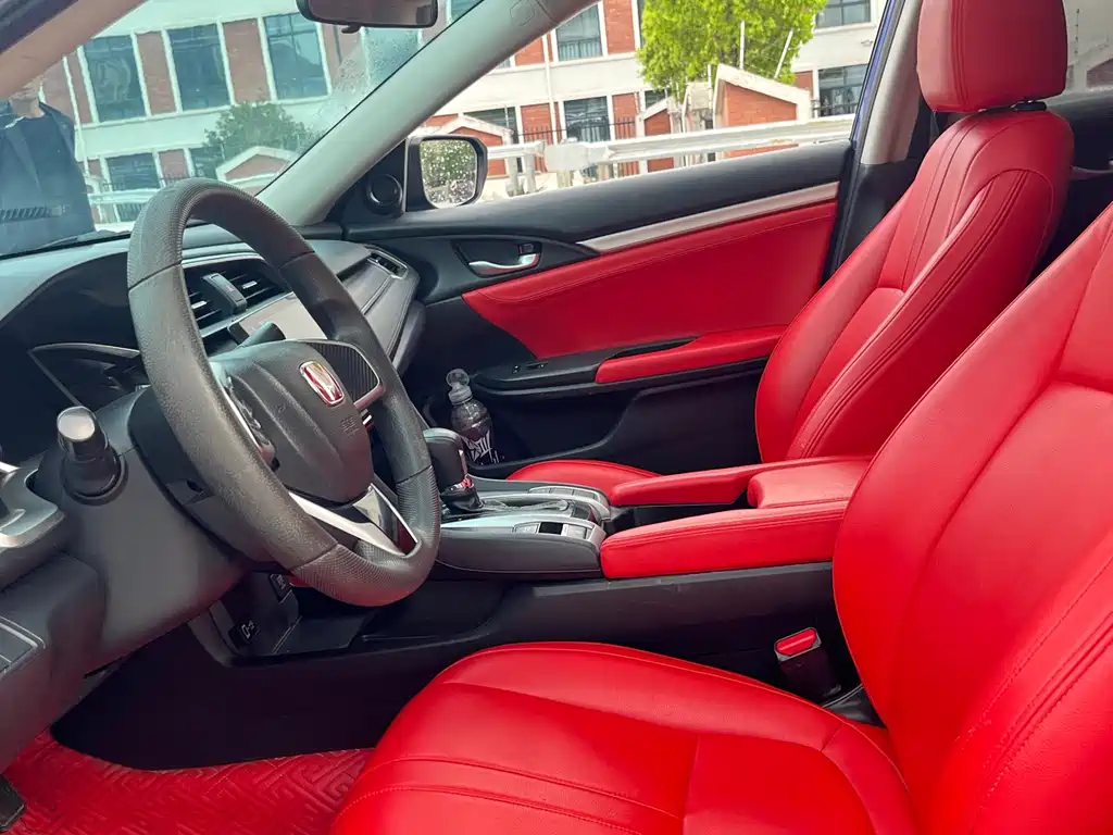 Honda Civic 2019 — фото 15