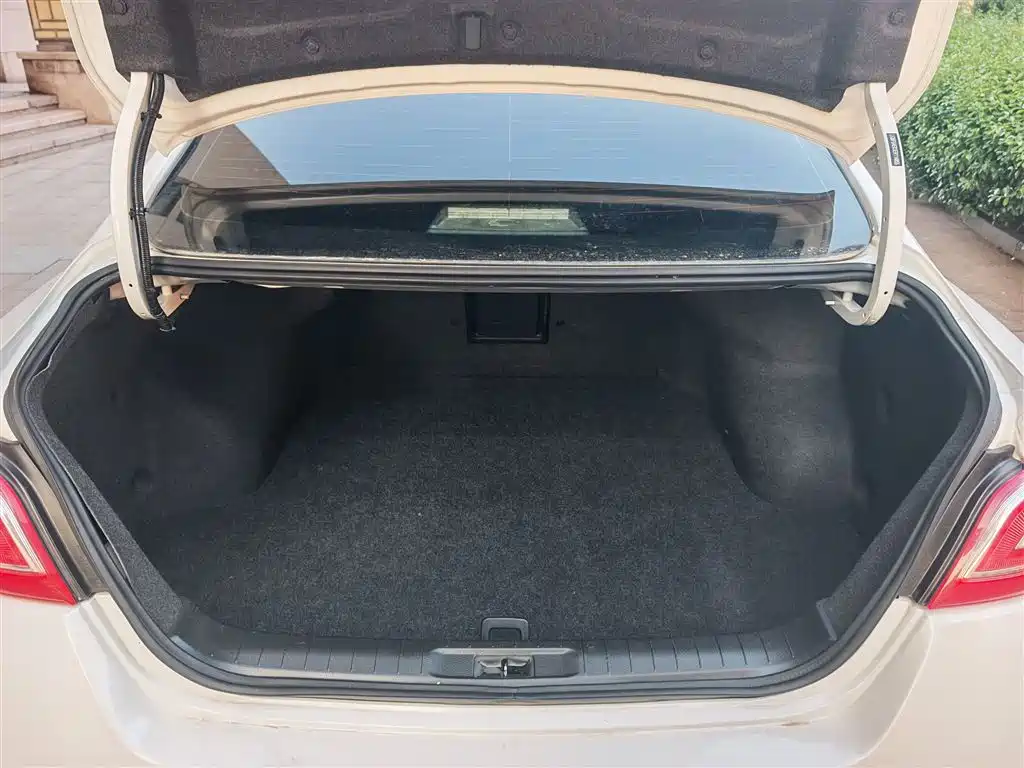 Nissan Teana 2015 — фото 16