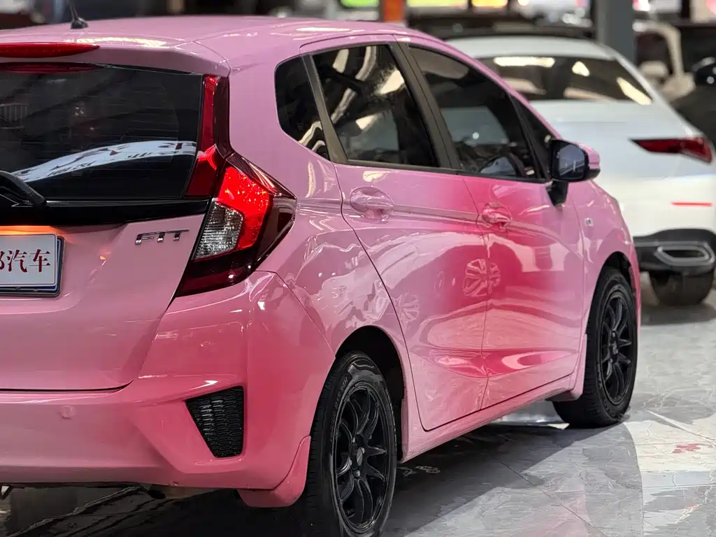 Honda Fit 2017 — фото 26