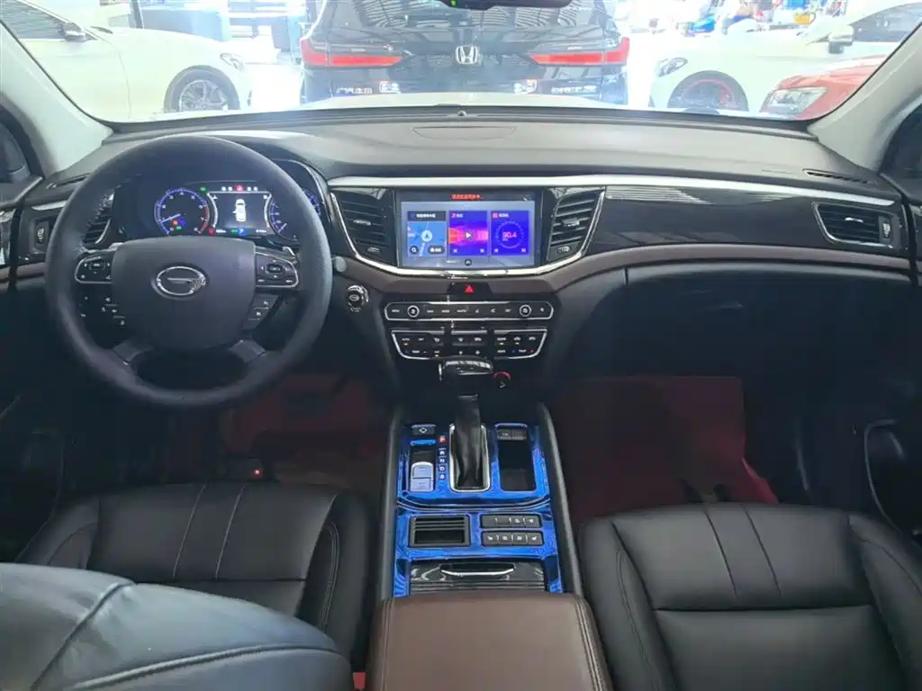 GAC Motor Trumpchi GS8 2019 — фото 6