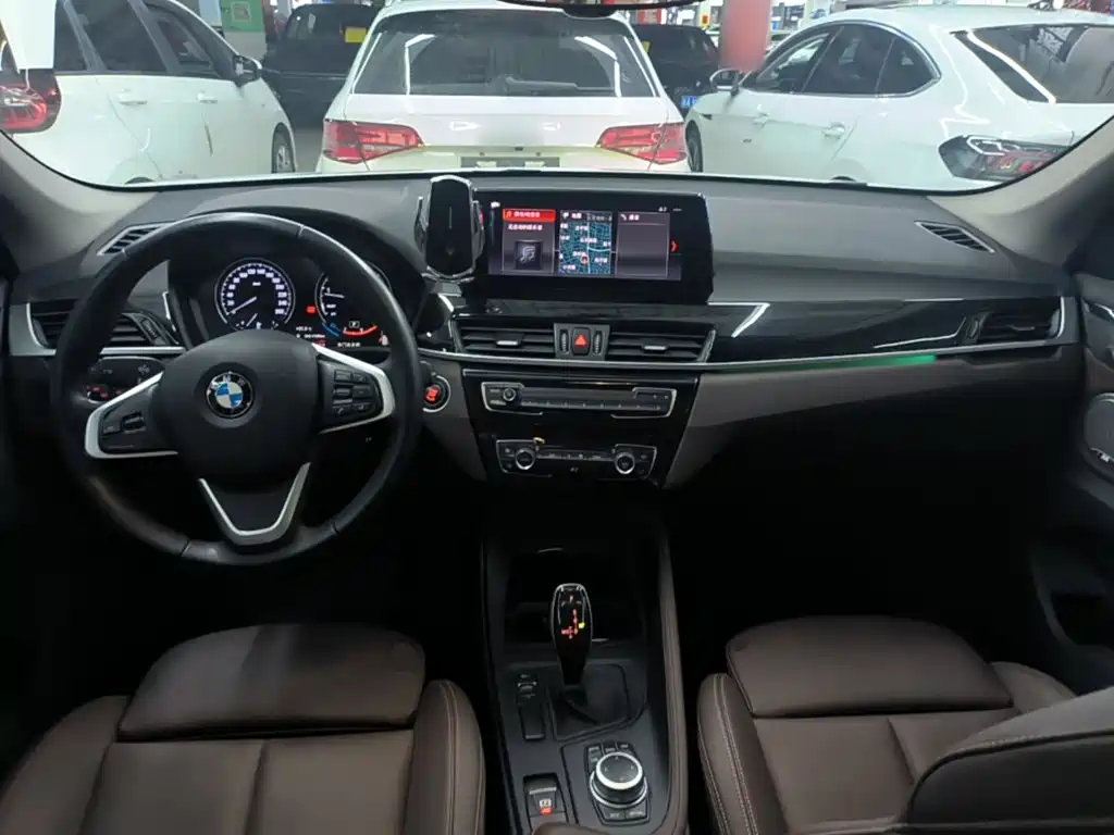 BMW X1 2020 — фото 10