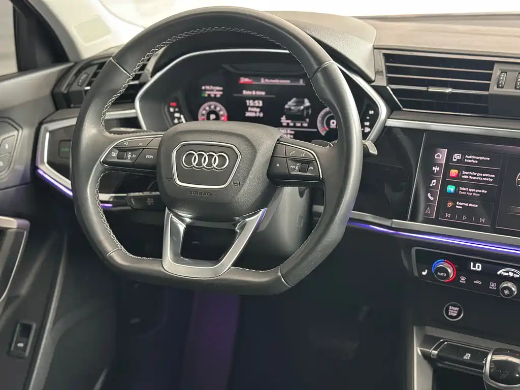 Audi Q3 2022 — фото 23