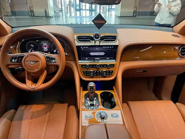 Bentley Bentayga 2021