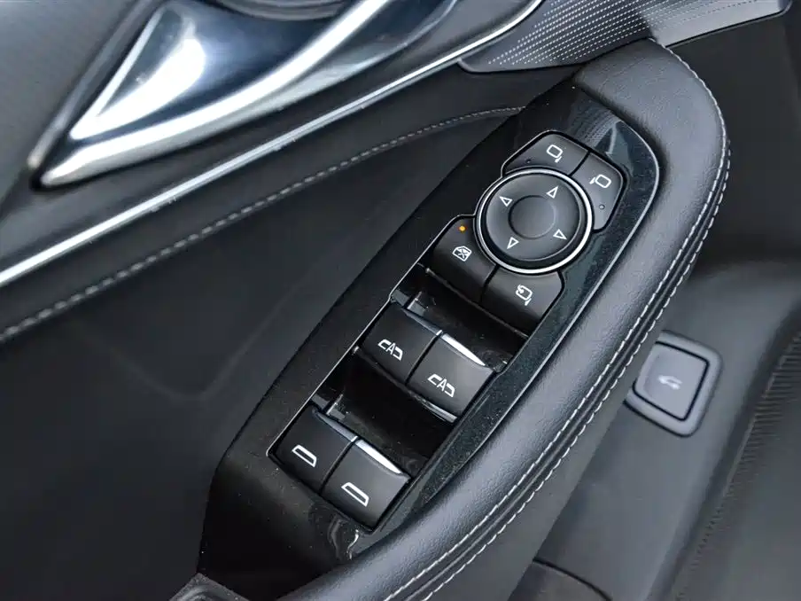 Cadillac CT5 2021 — фото 17