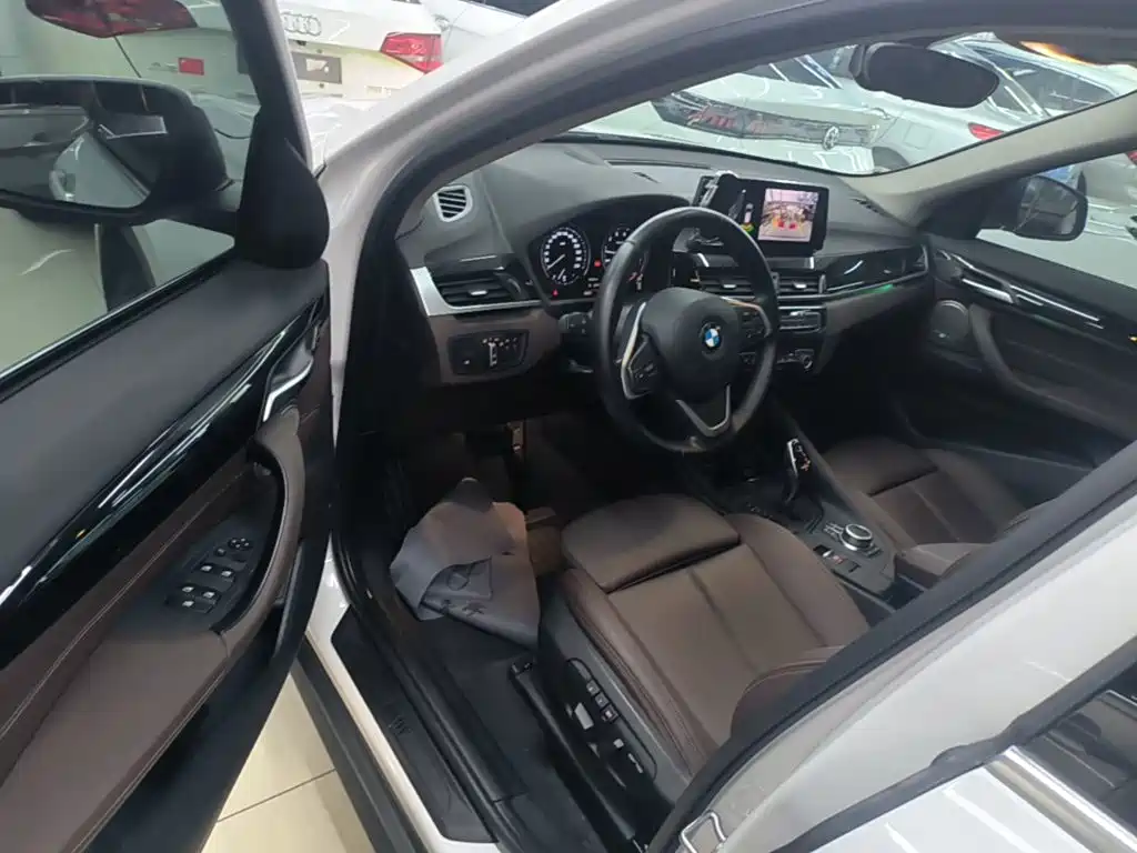 BMW X1 2020 — фото 16