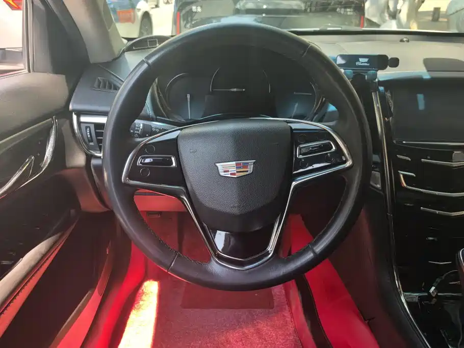 Cadillac ATS-L 2017 — фото 15