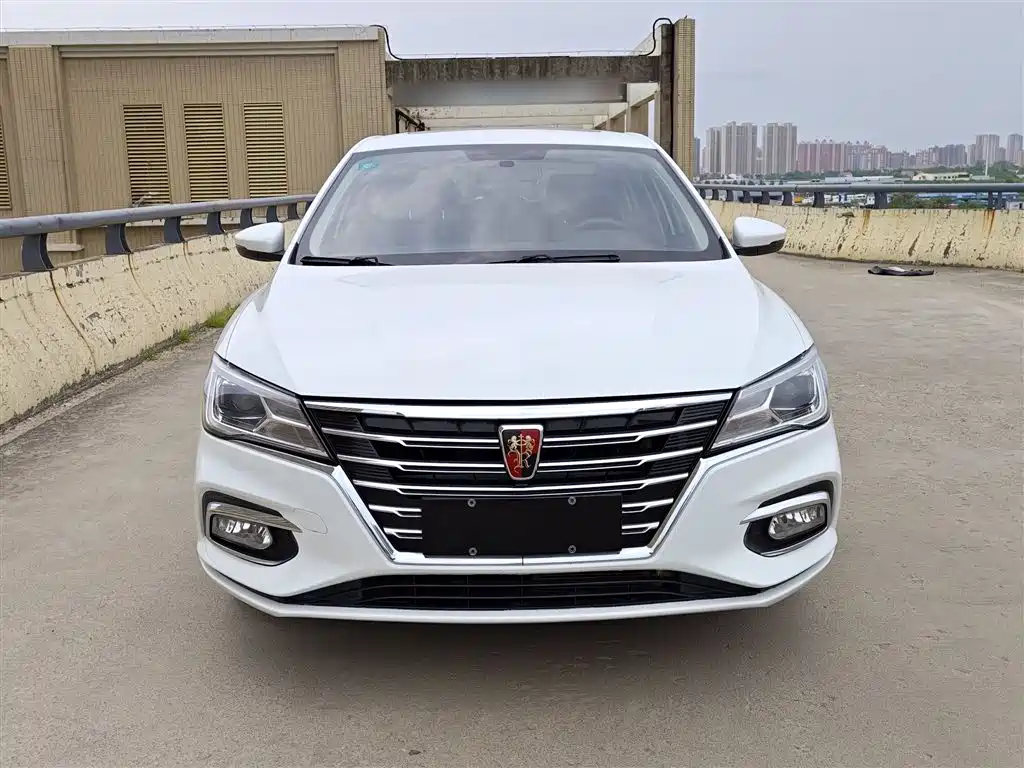 Roewe i5 2019 — фото 3