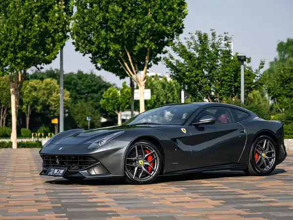 Ferrari F12berlinetta 2017
