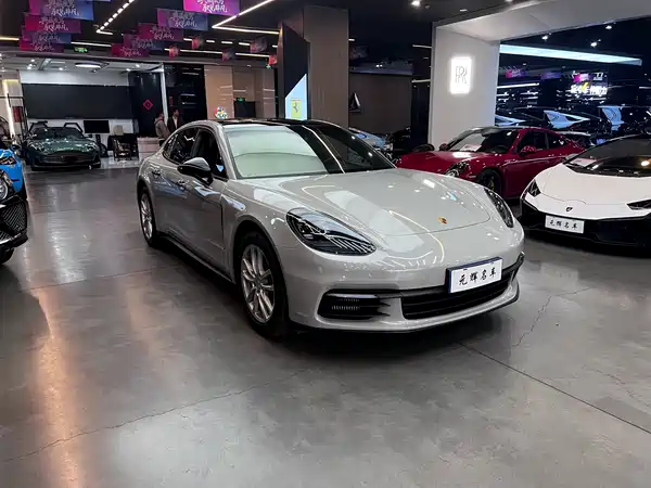 Porsche Panamera 2019