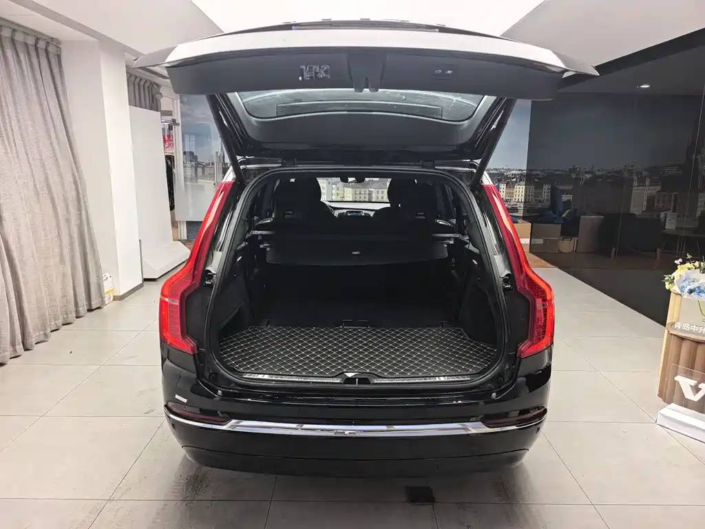 Volvo XC90 2025 — фото 15