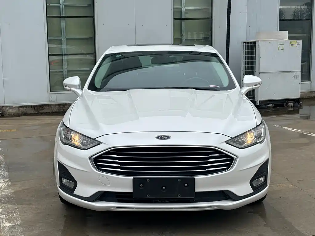Ford Mondeo 2019 — фото 2