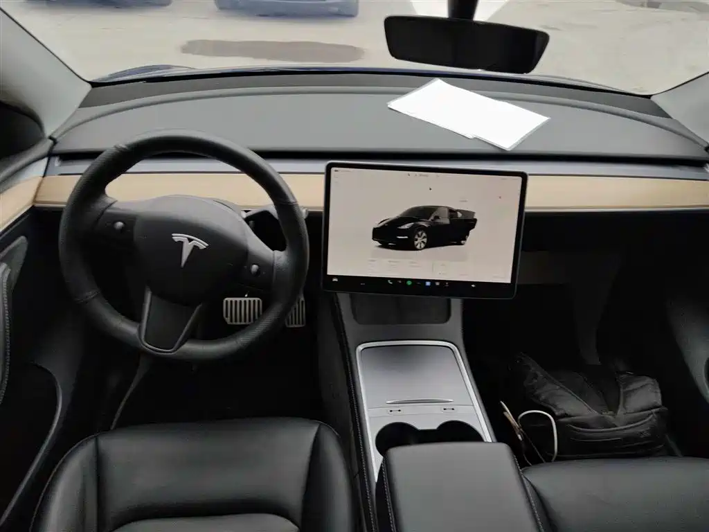 Tesla Model Y 2023 — фото 10