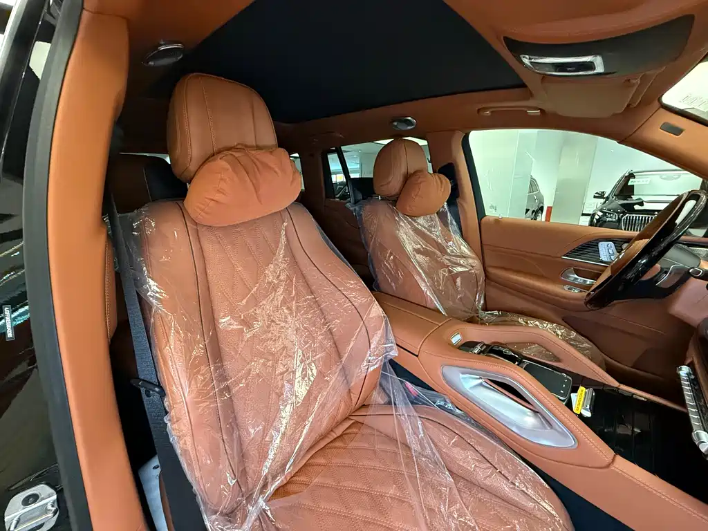 Mercedes-Benz GLS — фото 15